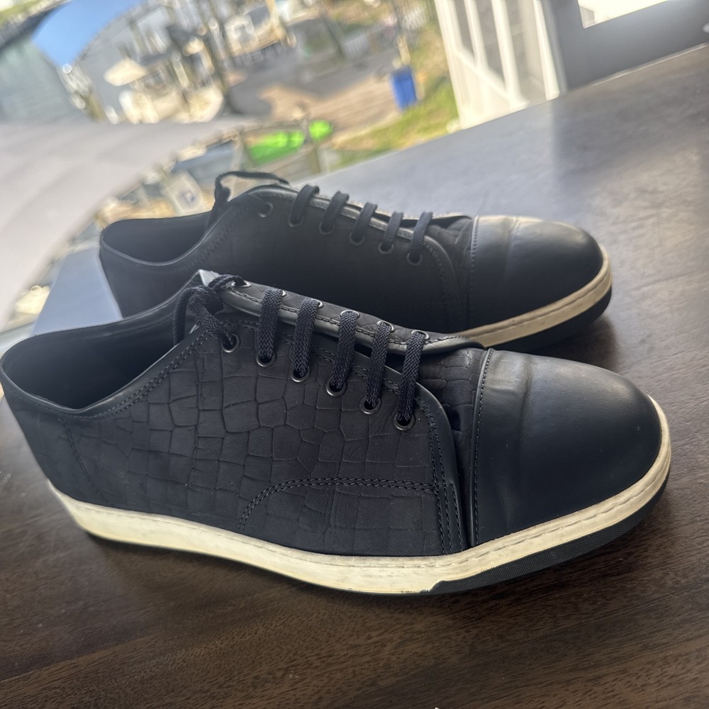 Bugatchi Men's crocodile suede print Shoes - Size 9